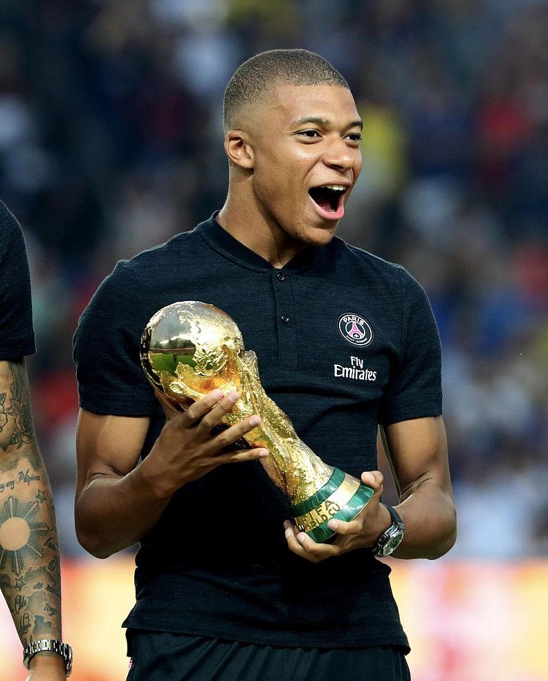 没必要吧？姆巴佩抵达沙特 或注射止痛药出战西超杯决赛