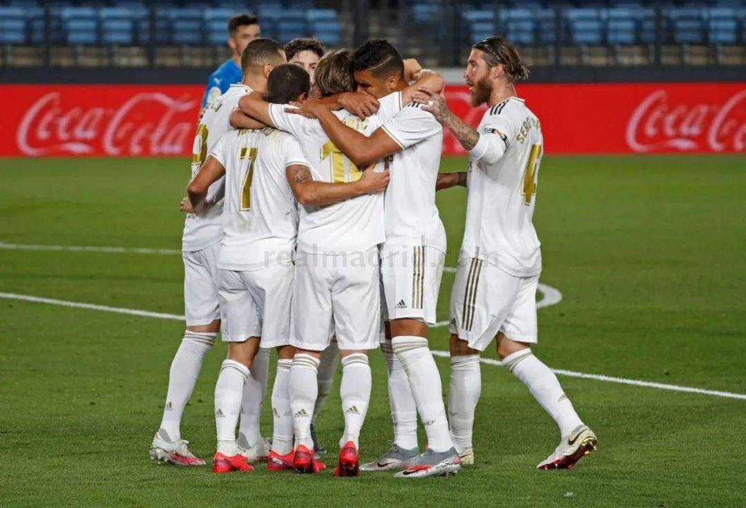 [中超]第3轮：青岛西海岸3-3上海海港 集锦