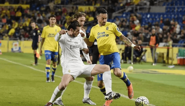 辽宁男篮主场不敌青岛男篮